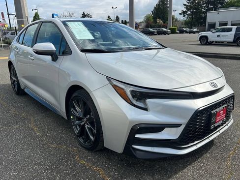 Certified 2024 Toyota Corolla XSE FWD image 3