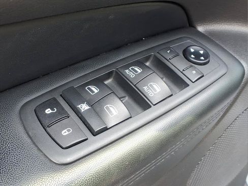 Used 2021 Jeep Grand Cherokee Limited AWD/4WD image 20