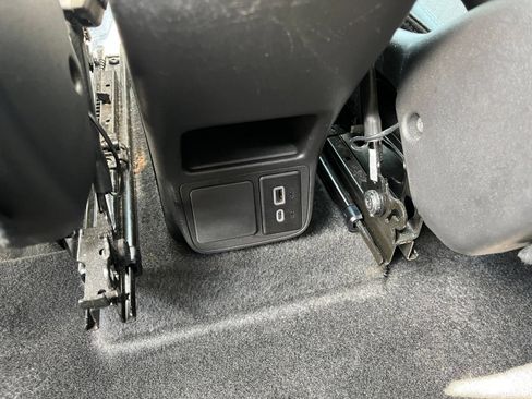 Used 2025 Buick Encore GX Preferred FWD image 23