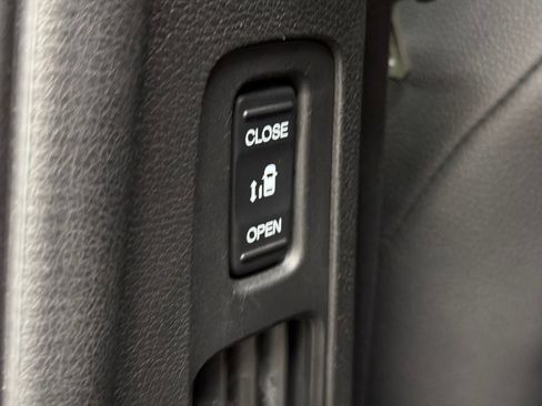 Used 2025 Honda Odyssey Sport-L image 20