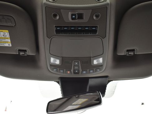 Used 2021 Ford F350 Lariat image 27