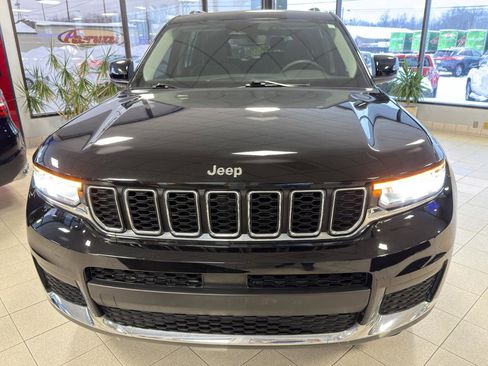 Used 2023 Jeep Grand Cherokee L Laredo w/ Trailer Tow Group (B) AWD/4WD image 4