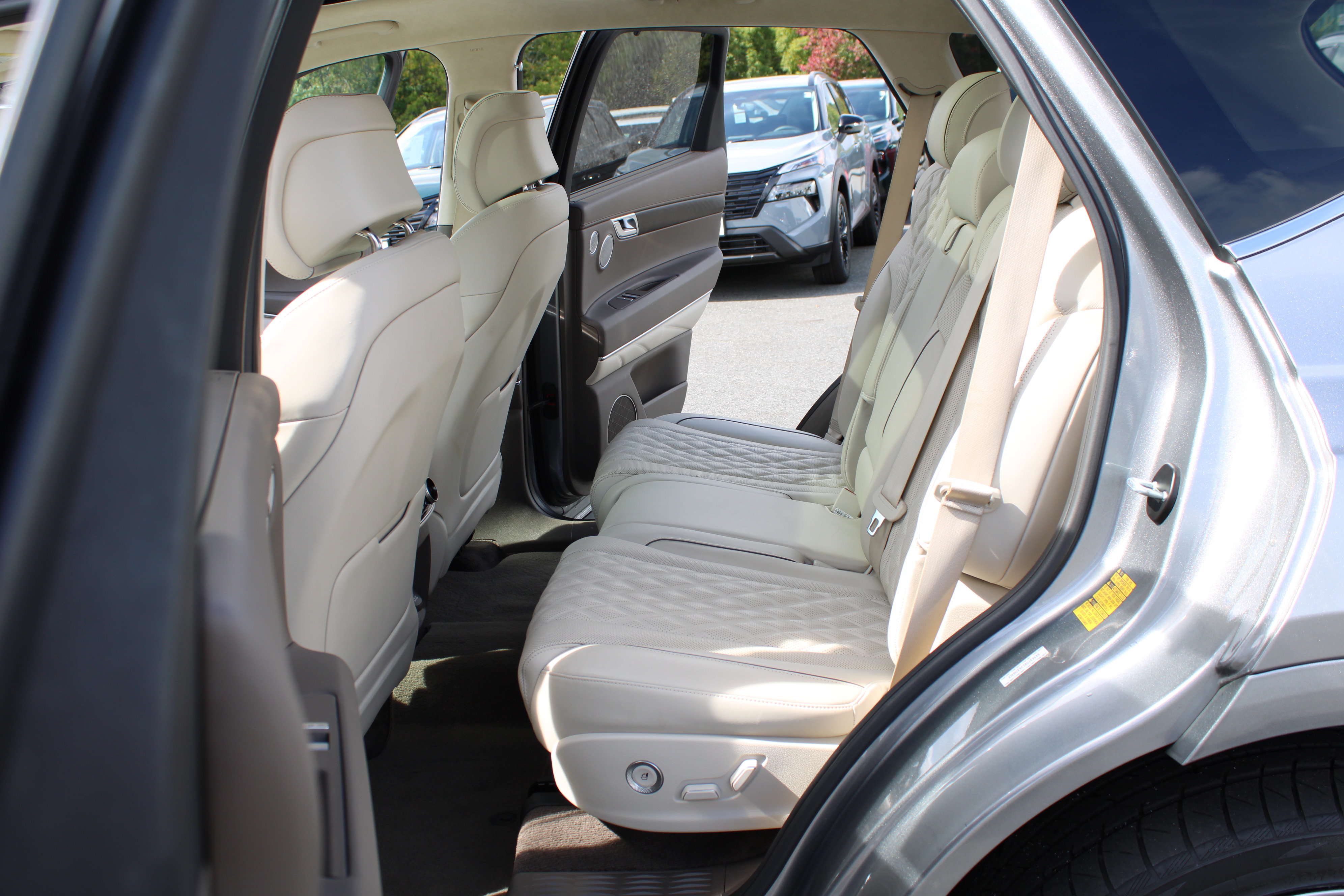 Used 2024 Genesis GV80 3.5T w/ Prestige Package AWD/4WD image 19