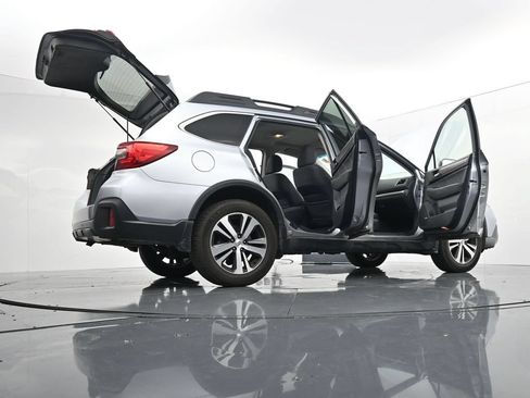 Used 2019 Subaru Outback 3.6R Limited w/ Protection Package #1 AWD/4WD image 29