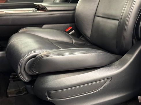 Used 2024 Lincoln Navigator Reserve w/ Monochromatic Package image 19