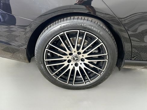 Used 2024 Mercedes-Benz C 300 Sedan w/ Exclusive Trim Package image 33