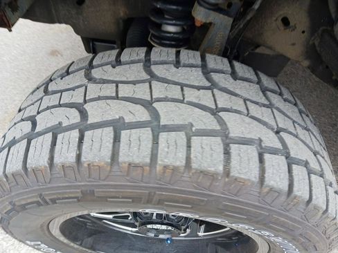 Used 2018 Ford F150 Lariat w/ Equipment Group 502A Luxury image 10