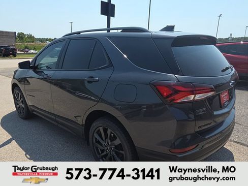 Certified 2023 Chevrolet Equinox RS w/ RS Leather Package AWD/4WD image 6