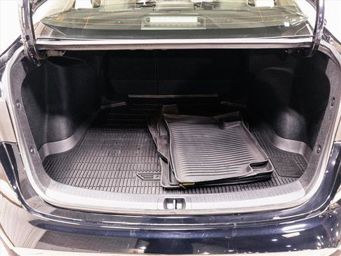 Certified 2024 Toyota Corolla LE image 10