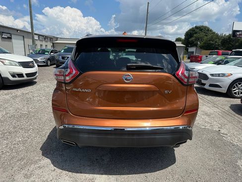 Used 2016 Nissan Murano SV FWD image 5