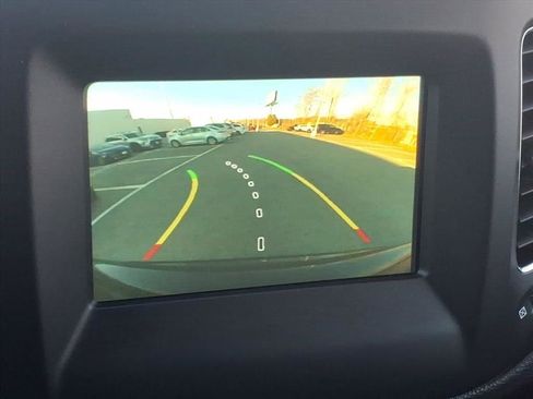 Used 2021 Jeep Compass Latitude w/ Convenience Group image 16