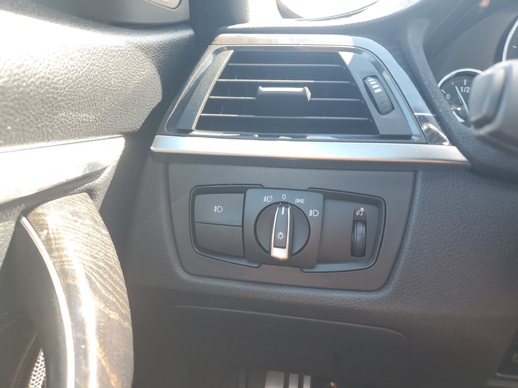 Used 2017 BMW 430i Convertible RWD image 29