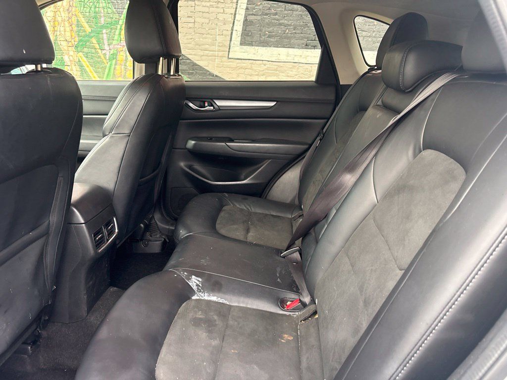 Used 2021 MAZDA CX-5 Touring FWD image 16