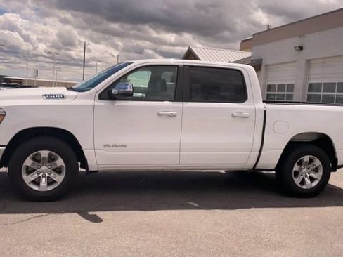 Used 2023 RAM 1500 Laramie AWD/4WD image 6