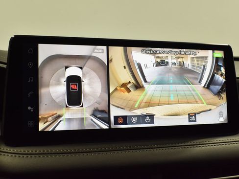 Certified 2026 INFINITI QX60 Luxe w/ Family Package image 24