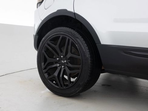 Used 2017 Land Rover Range Rover Evoque SE image 19