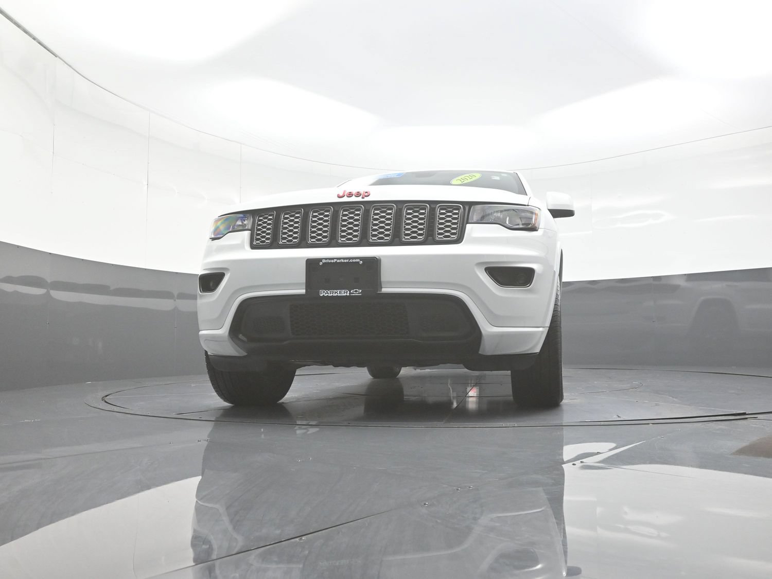 Used 2020 Jeep Grand Cherokee Altitude AWD/4WD image 10
