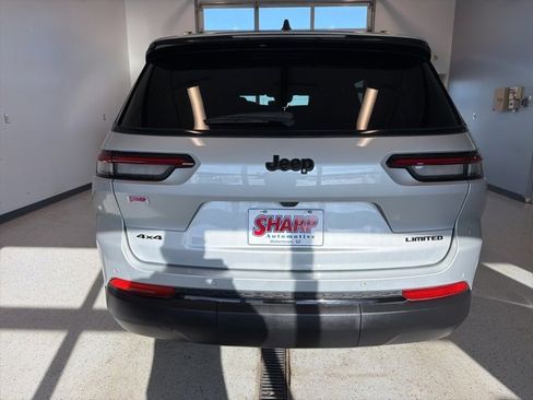 Used 2024 Jeep Grand Cherokee L Limited w/ Black Appearance Package image 7