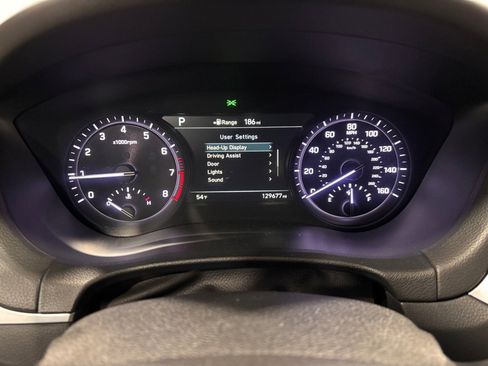 Used 2018 Genesis G80 3.3T Sport image 17