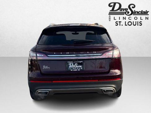 Used 2022 Lincoln Nautilus Reserve image 6