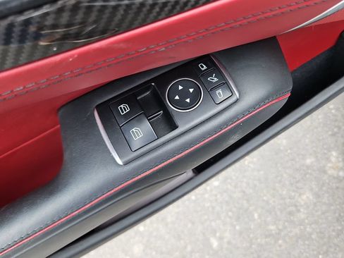 Used 2018 Mercedes-Benz SL 550 image 28