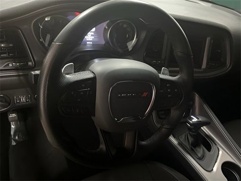 Used 2023 Dodge Challenger R/T image 18