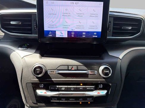 Used 2020 Ford Explorer XLT w/ Equipment Group 202A image 21