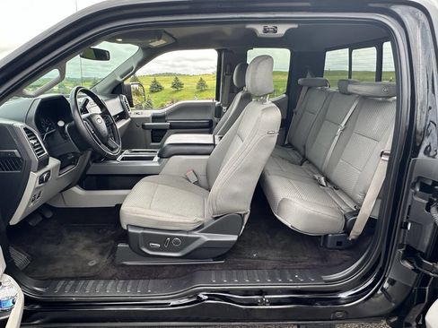Used 2016 Ford F150 XLT w/ Equipment Group 302A Luxury AWD/4WD image 25