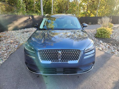 Certified 2022 Lincoln Corsair AWD w/ Premium Package image 8