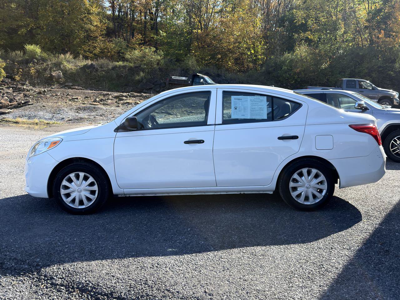 Used 2012 Nissan Versa S FWD image 4