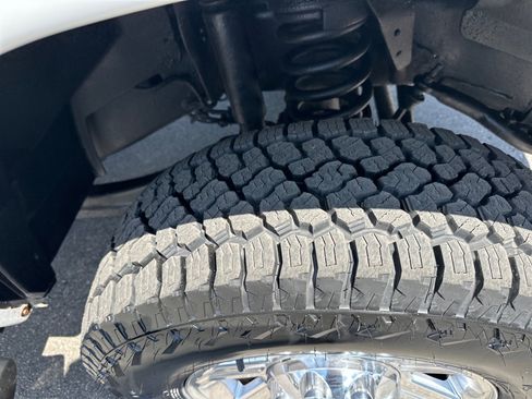 Used 2018 RAM 2500 Tradesman w/ Popular Equipment Group AWD/4WD image 13