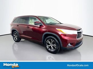 Used 2016 Toyota Highlander XLE FWD video 1