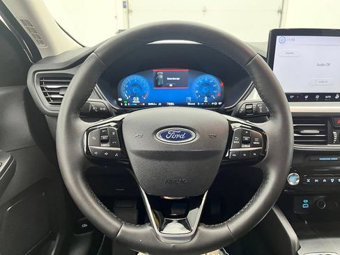Used 2023 Ford Escape Platinum AWD/4WD image 22