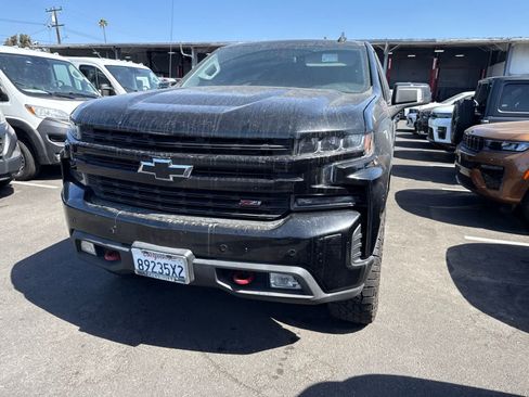 Used 2020 Chevrolet Silverado 1500 LT Trail Boss AWD/4WD image 3