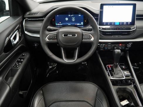 Certified 2023 Jeep Compass High Altitude w/ Driver Assist Group I image 24