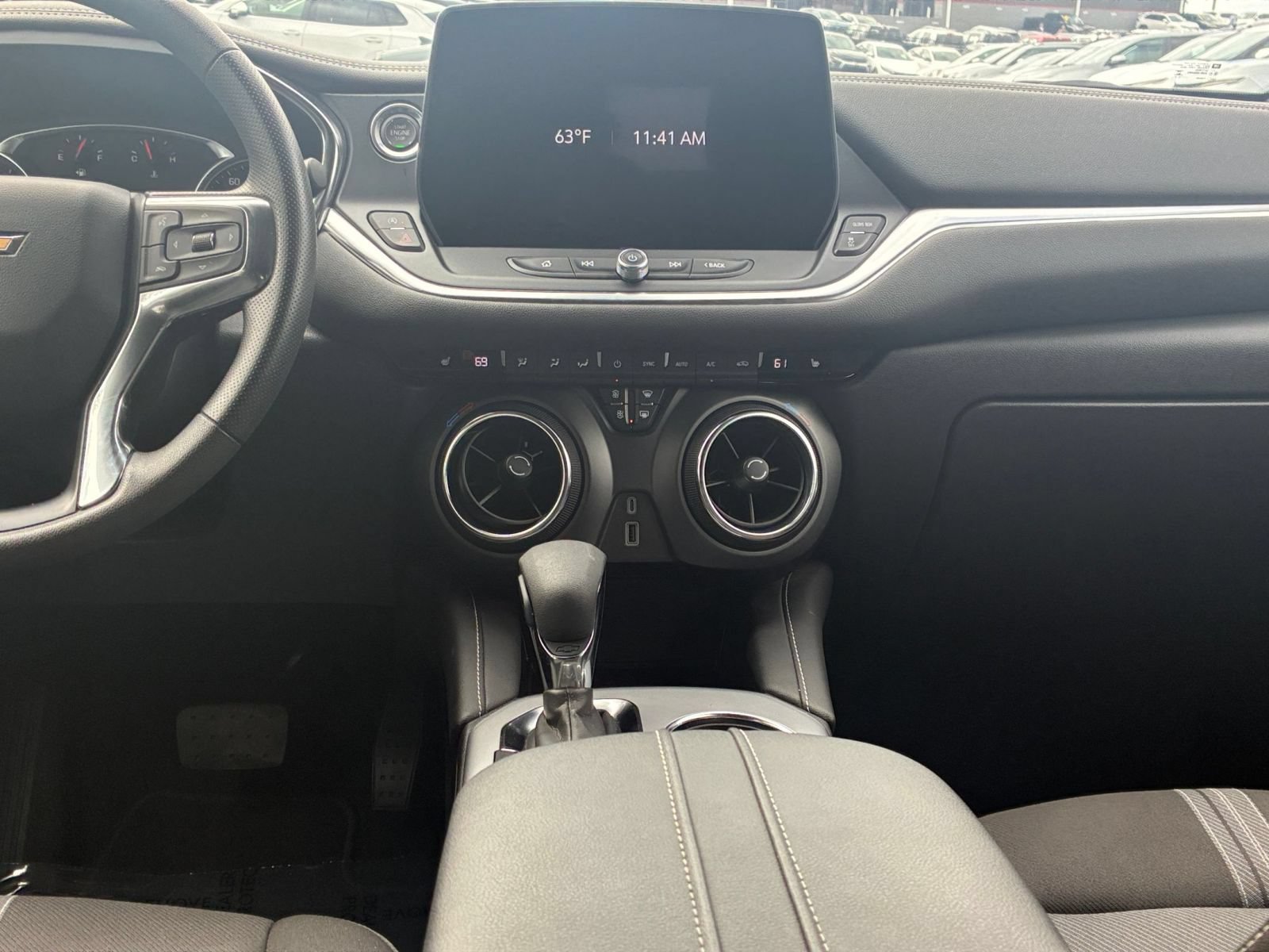 Used 2026 Chevrolet Blazer LT FWD image 16