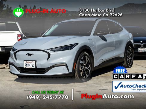 Used 2024 Ford Mustang Mach-E Select image 1