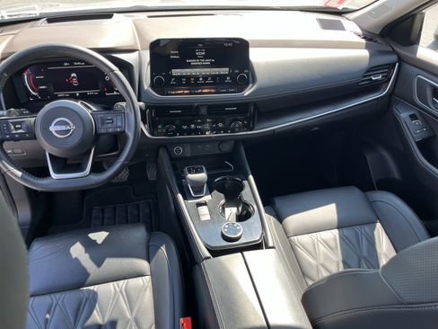 Used 2023 Nissan Rogue Platinum w/ Platinum Premium Package AWD/4WD image 15