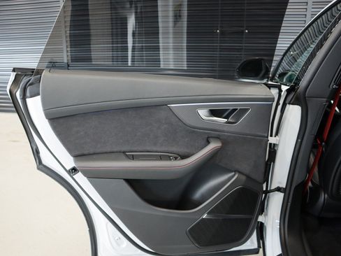 New 2026 Audi Q8 Prestige image 24