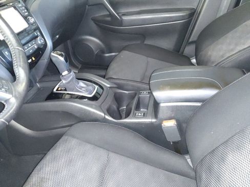 Used 2017 Nissan Rogue Sport SV w/ SV Premium Package image 26