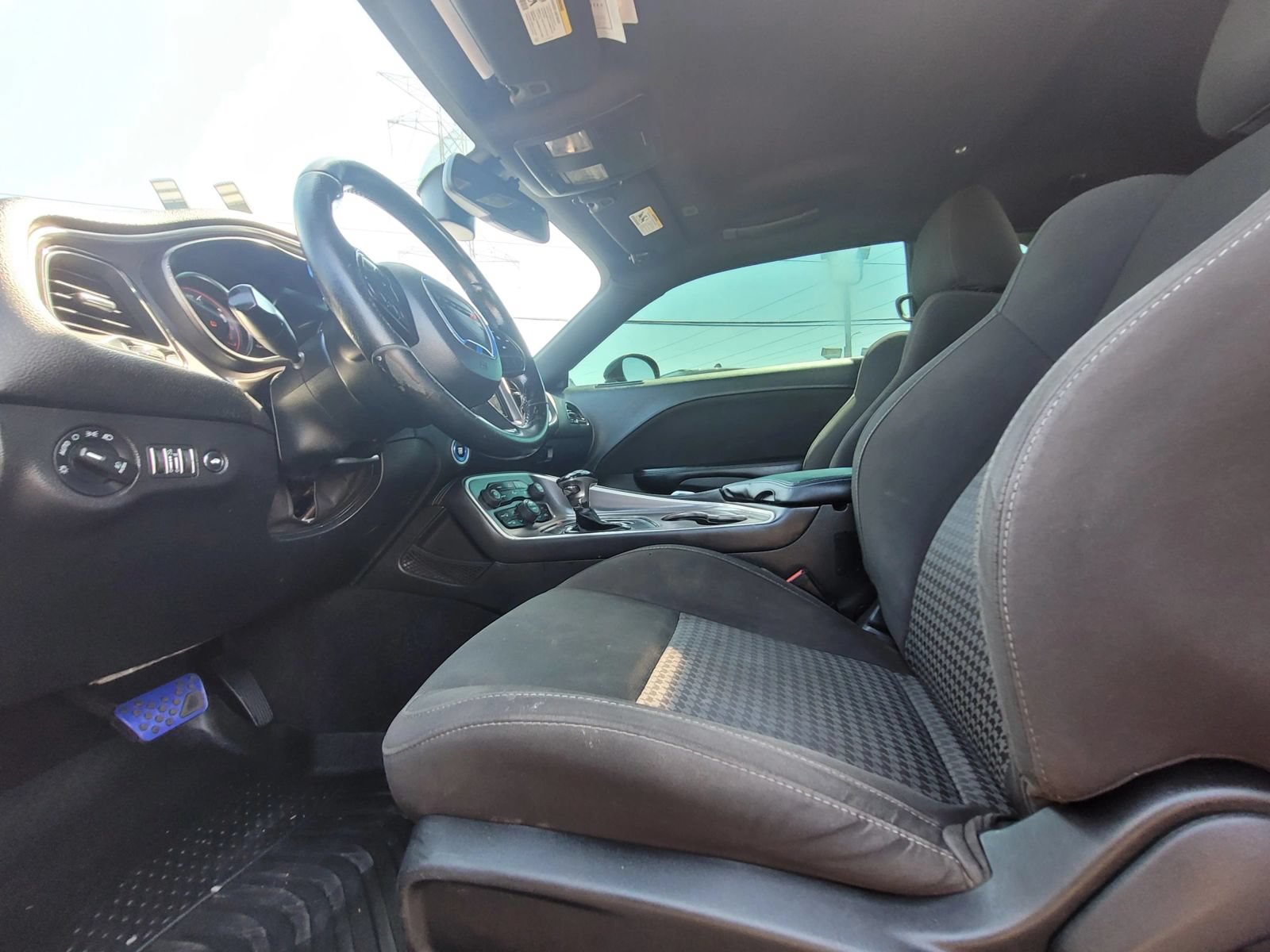 Used 2020 Dodge Challenger R/T RWD image 12