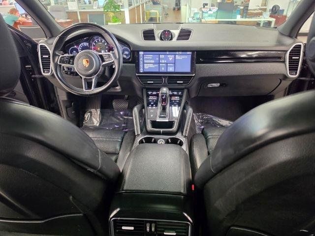 Used 2019 Porsche Cayenne AWD/4WD image 10