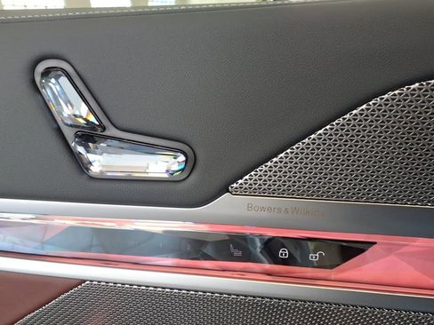 New 2026 BMW 740i xDrive image 13