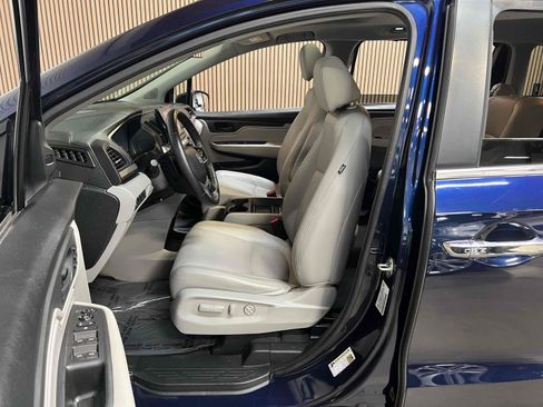 Used 2019 Honda Odyssey EX-L image 4