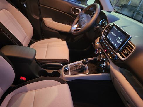 New 2026 Hyundai Venue SEL image 29