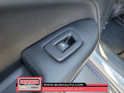 Used 2018 Jeep Compass Latitude w/ Cold Weather Group FWD image 13