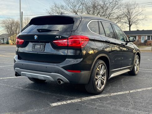 Used 2017 BMW X1 xDrive28i AWD/4WD image 5