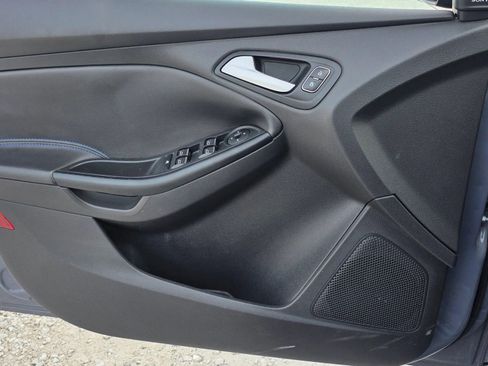 Used 2017 Ford Focus RS image 13