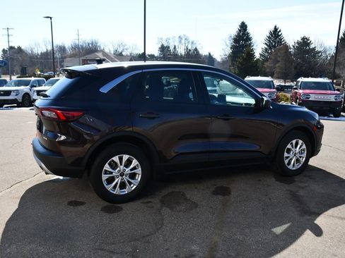 Used 2023 Ford Escape Active image 7