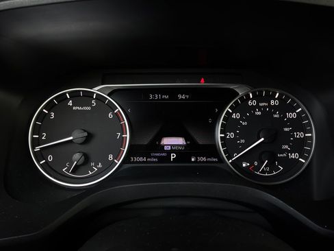 Used 2025 Nissan Rogue SV FWD image 37